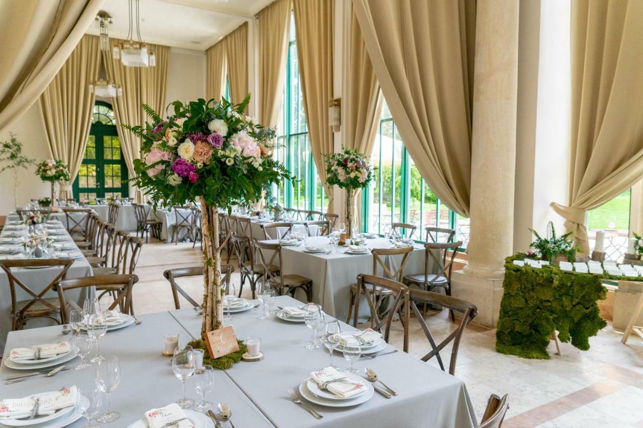 Hotel Kristály Imperial Tata Esterno foto